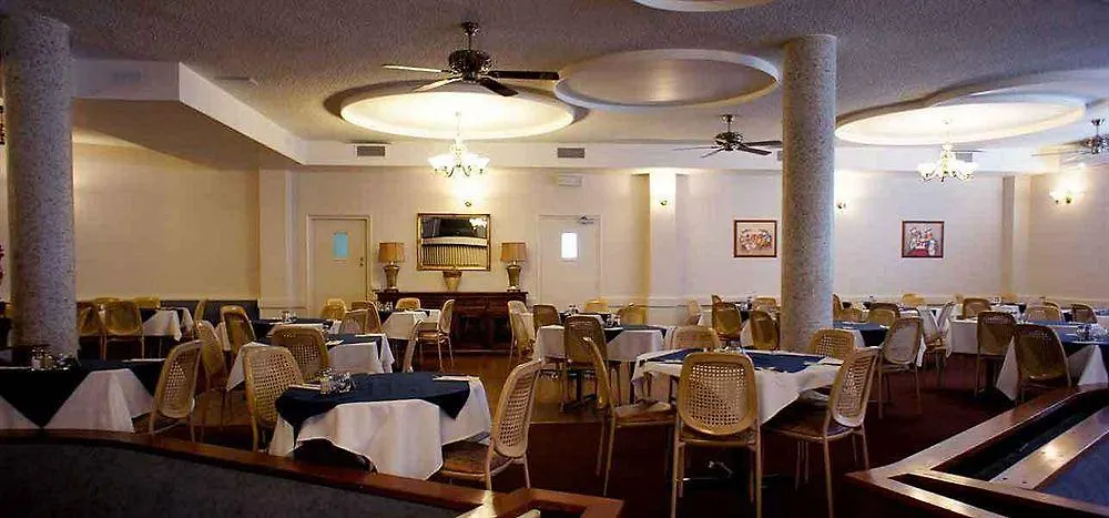 Lees Hotel Ingham