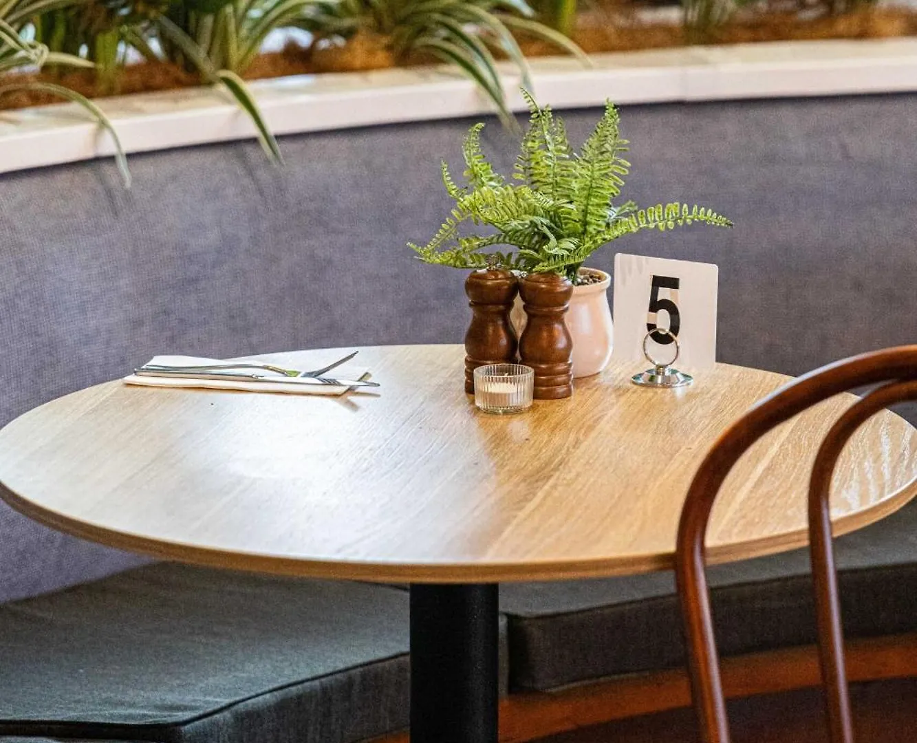 אינגהם Lees Hotel